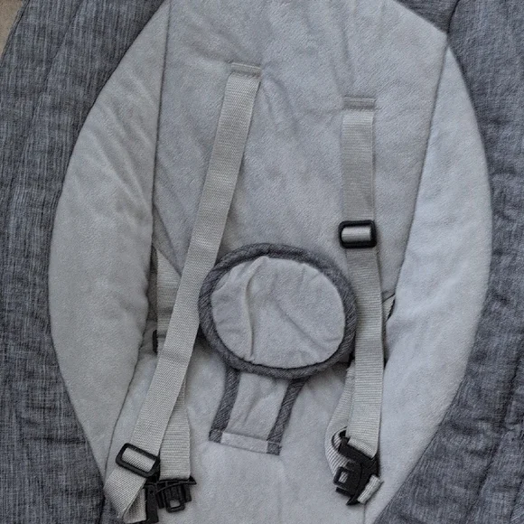 Gray Baby Rocker - Picture 4 of 6